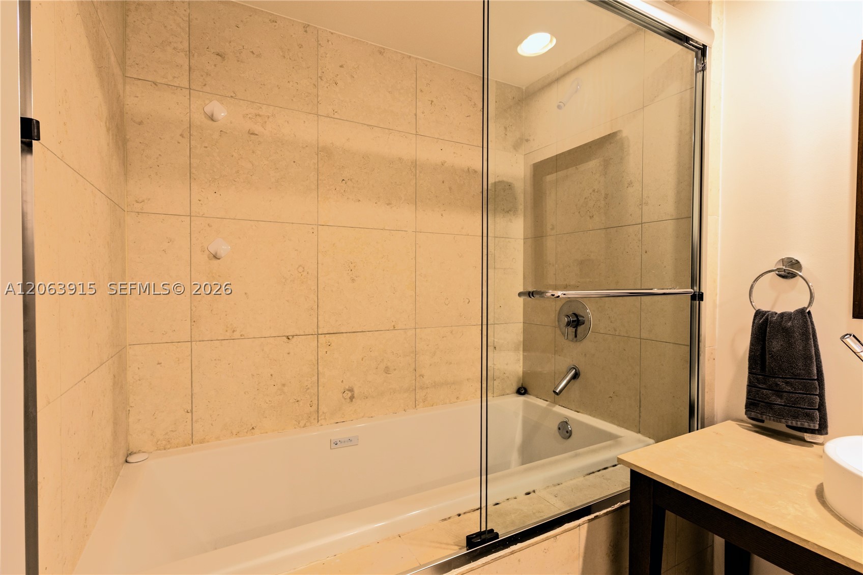 475 Brickell Ave 4511 Property Photo 15
