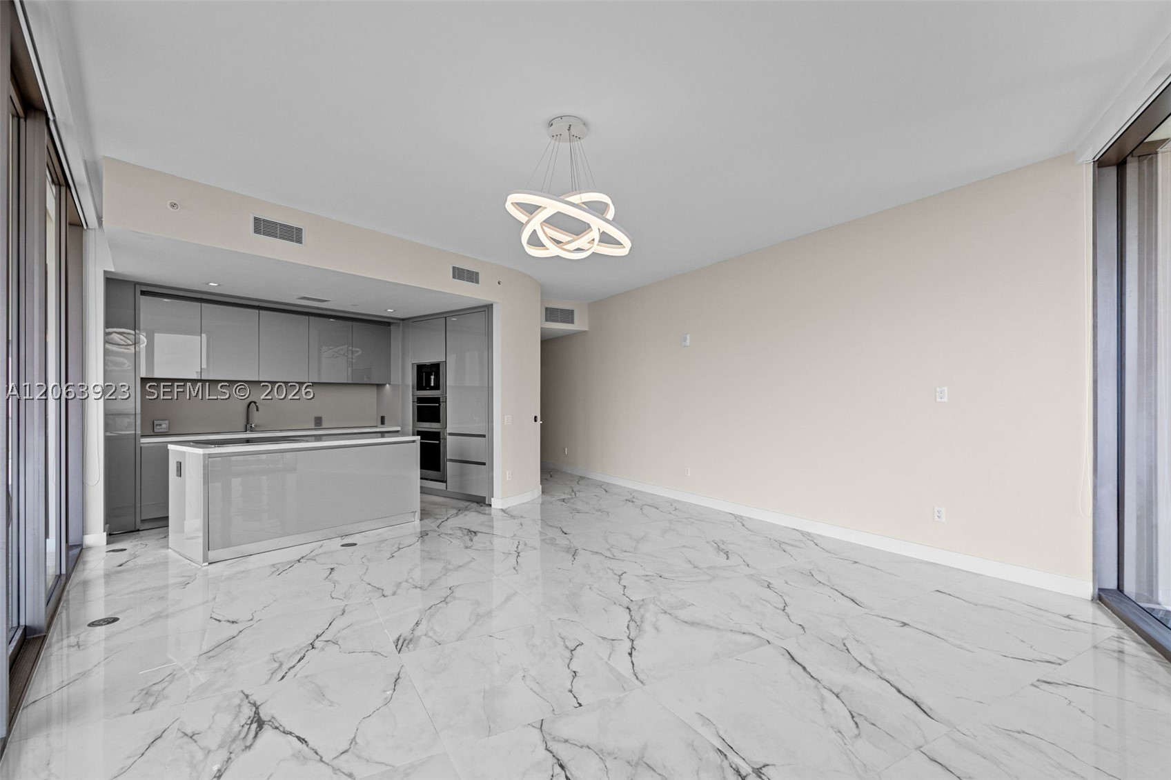 18975 Collins Ave 3605 Property Photo 4