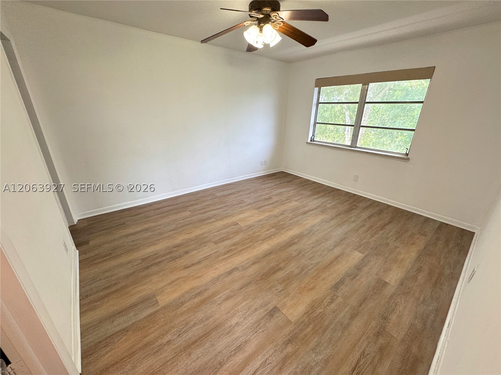 1400 Ne 57th St 308 Property Photo 6