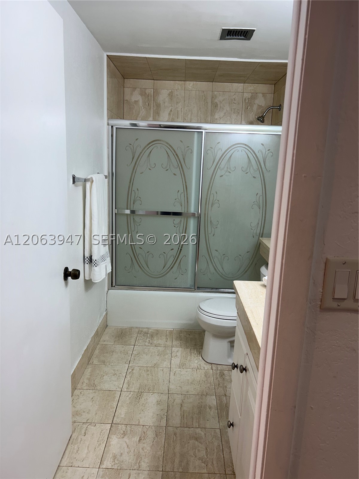 700 Biltmore Way 215 Property Photo 10