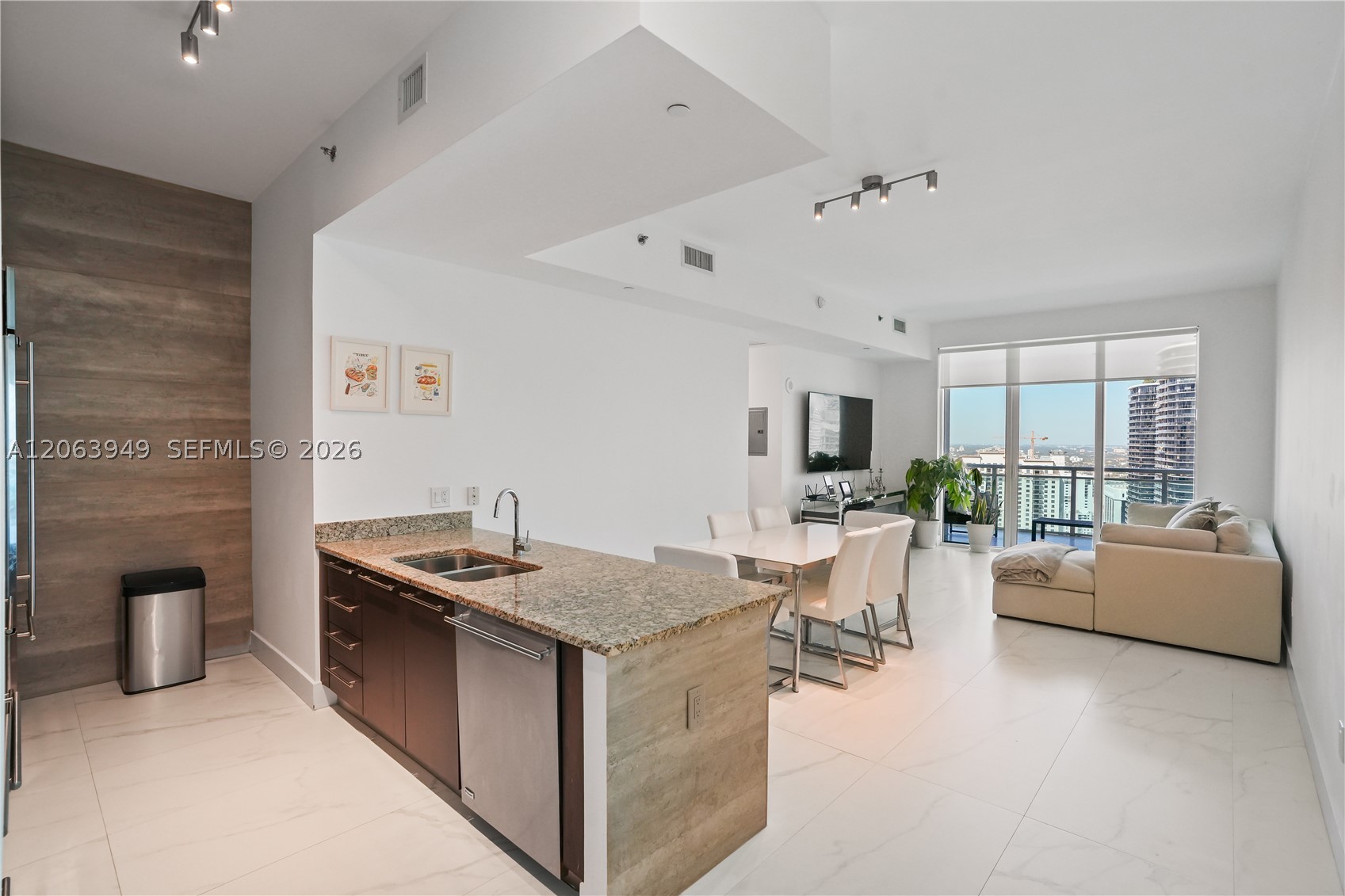 950 Brickell Bay Dr 4101 Property Photo 1