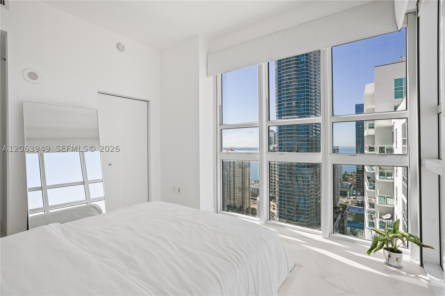 950 Brickell Bay Dr 4101 Property Photo 15
