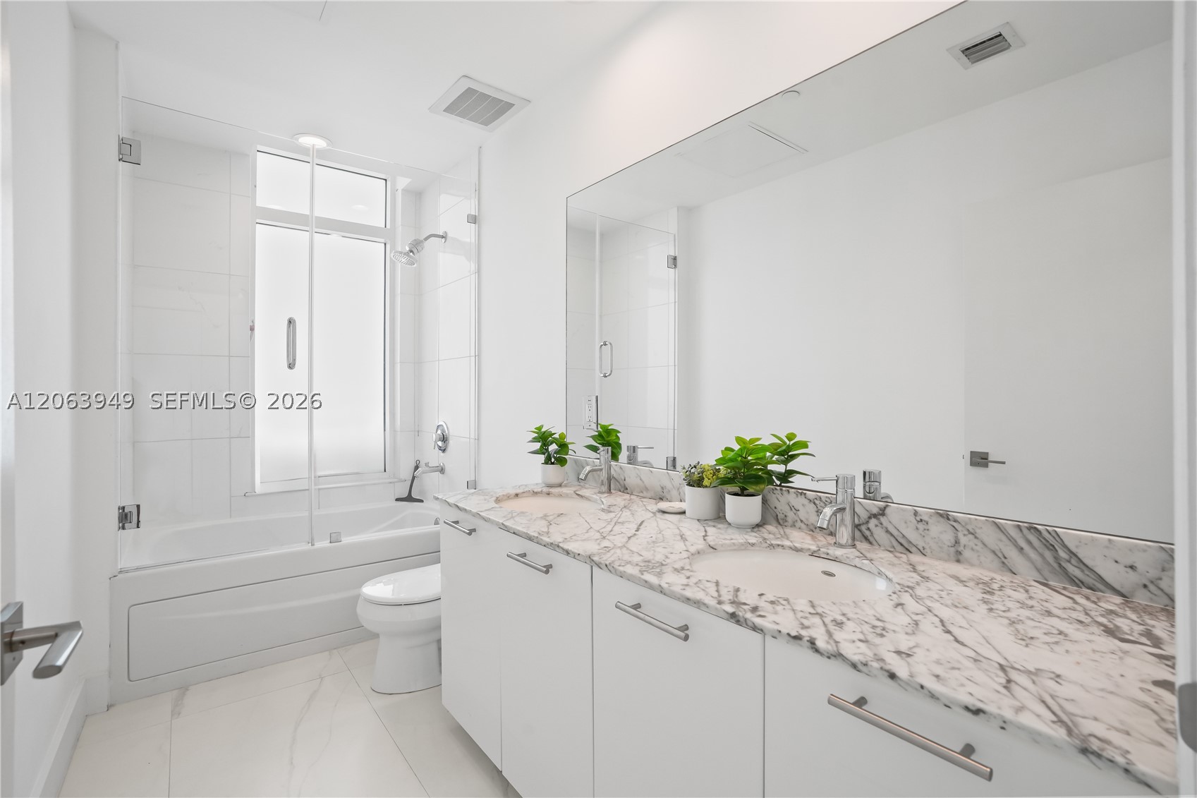 950 Brickell Bay Dr 4101 Property Photo 17