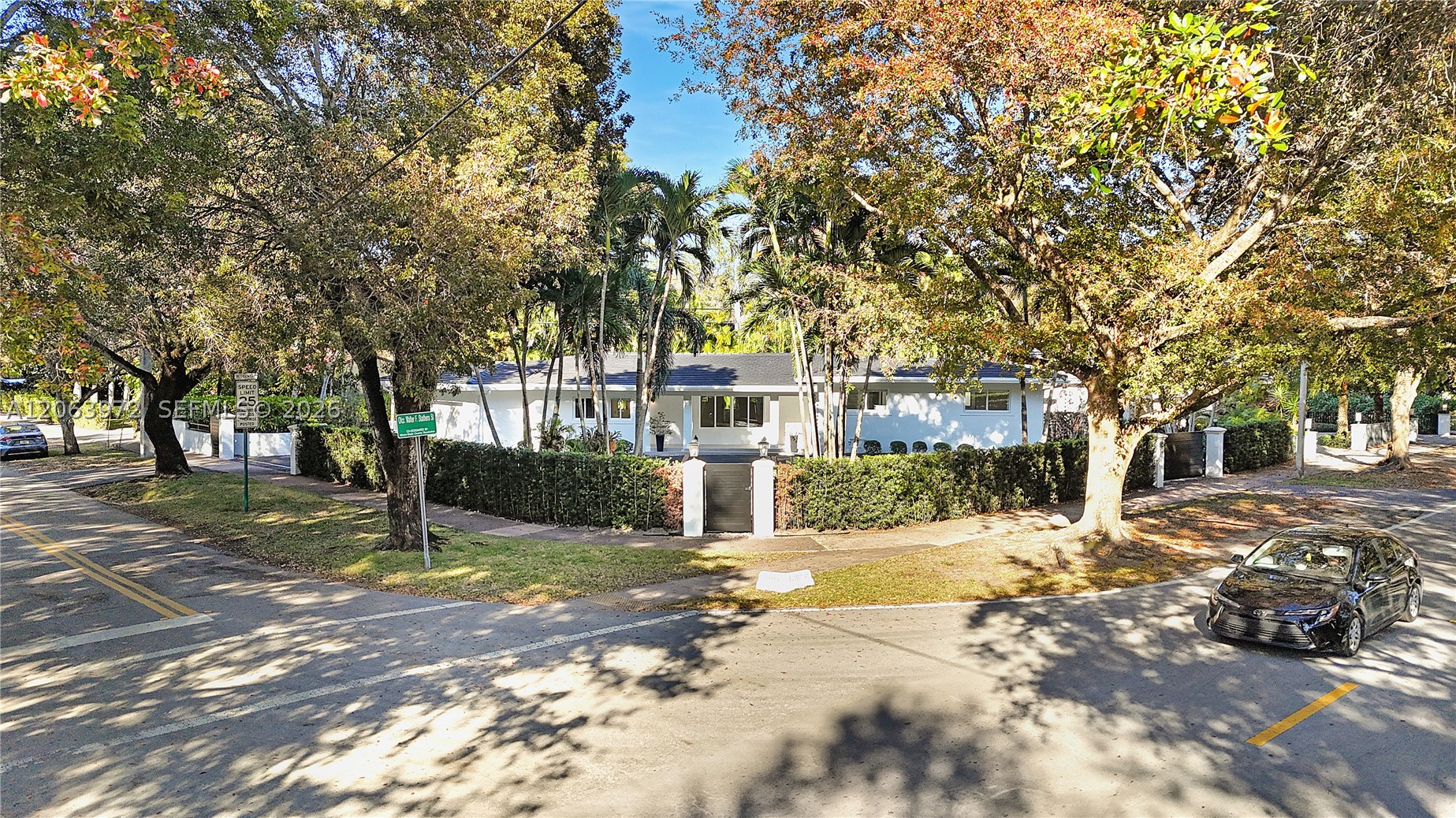711 Sunset Rd 711 Property Photo 1