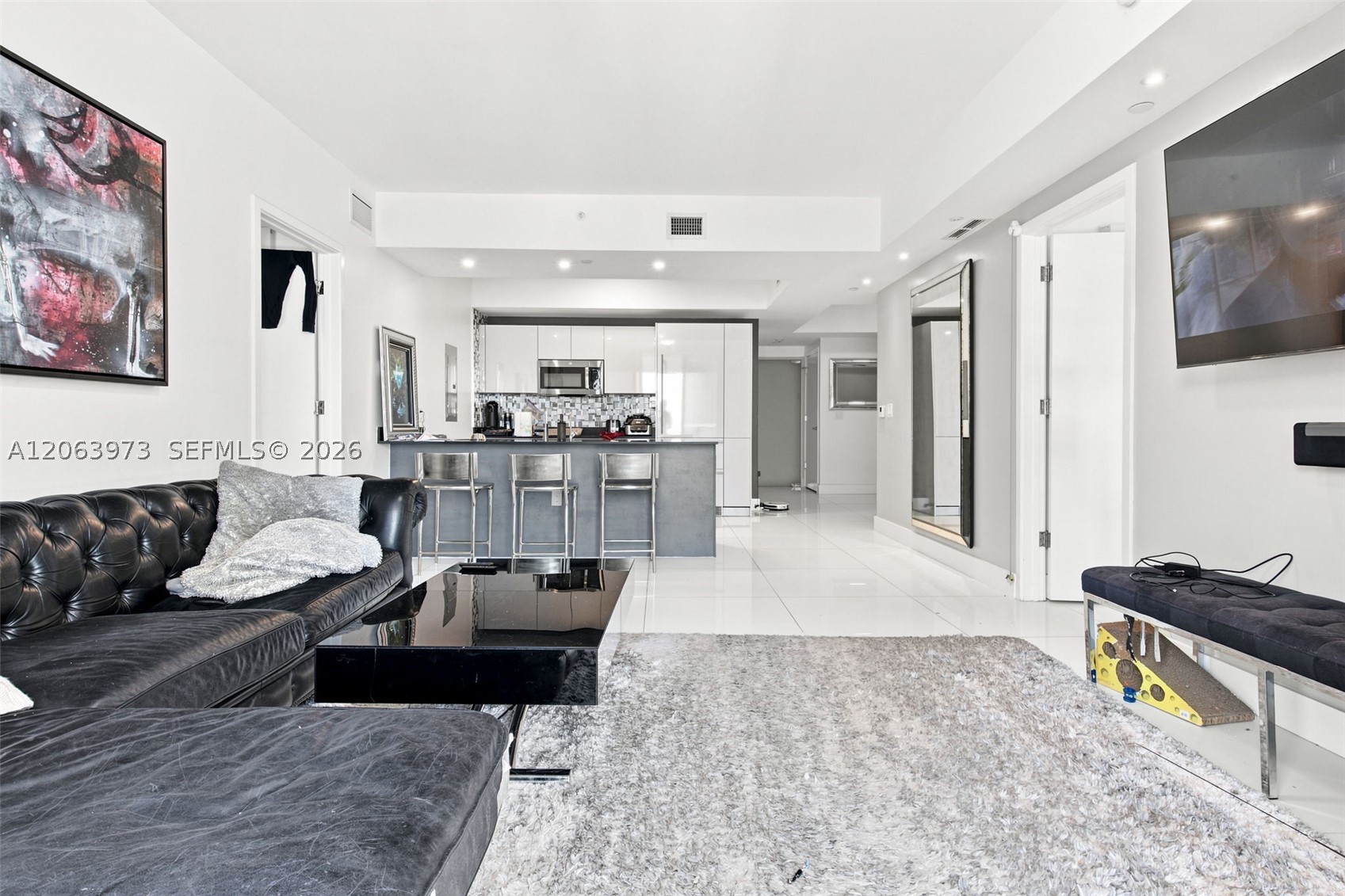 1010 Brickell Ave 2403 Property Photo 2