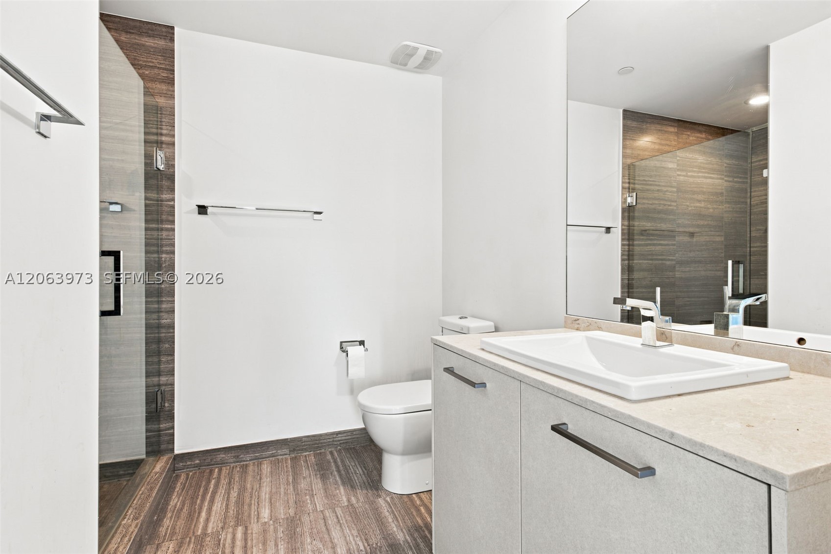 1010 Brickell Ave 2403 Property Photo 15