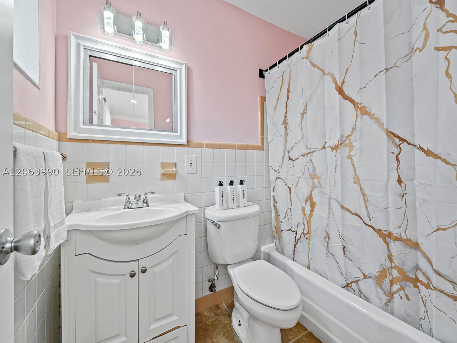 1761-1763 Ne 52nd St Property Photo 20