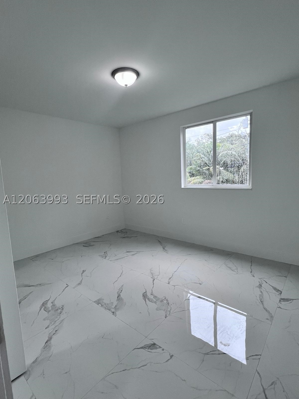 2100 Nw 102nd St 1 Property Photo 15