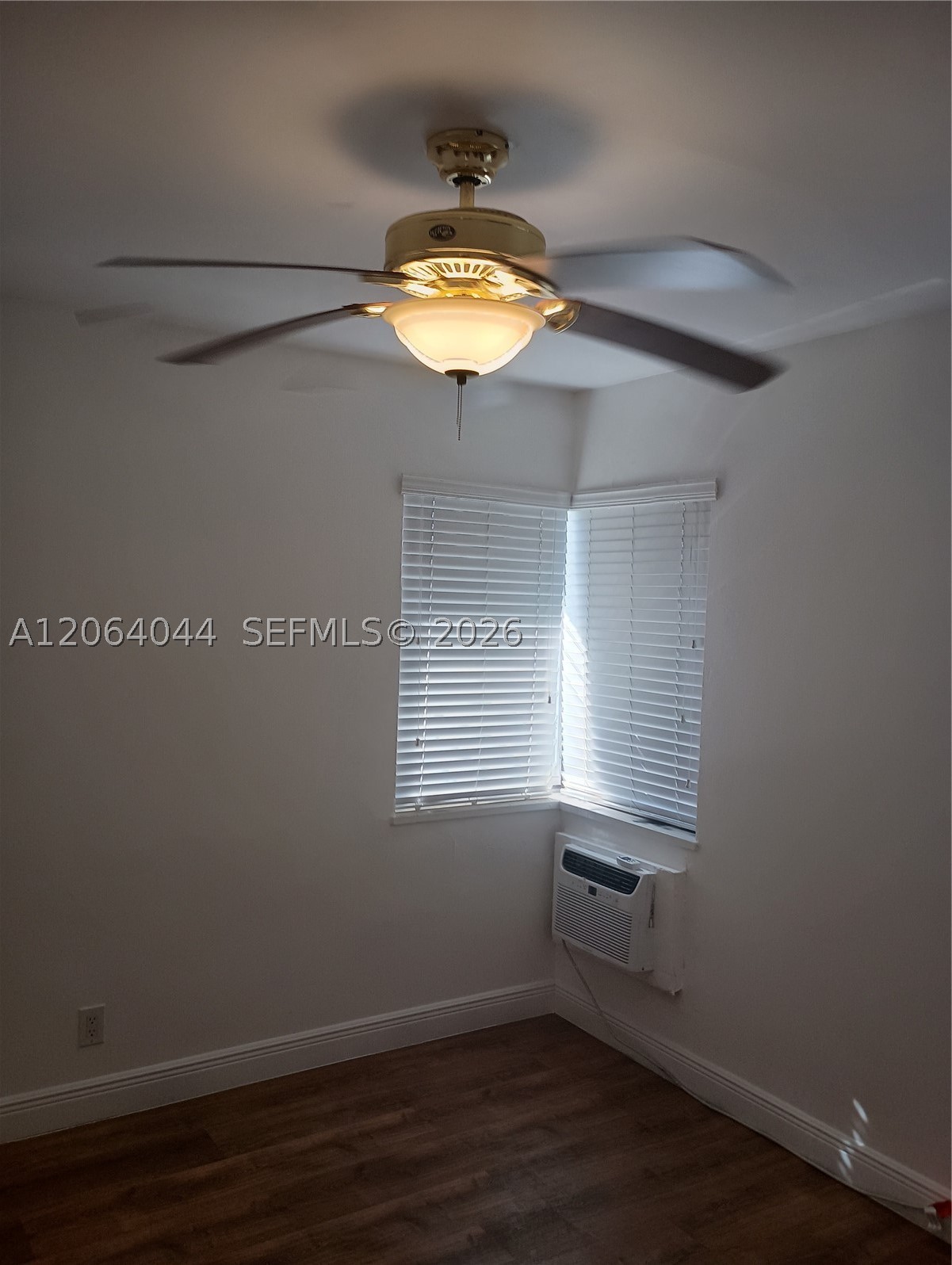 545 74 8 Property Photo 2