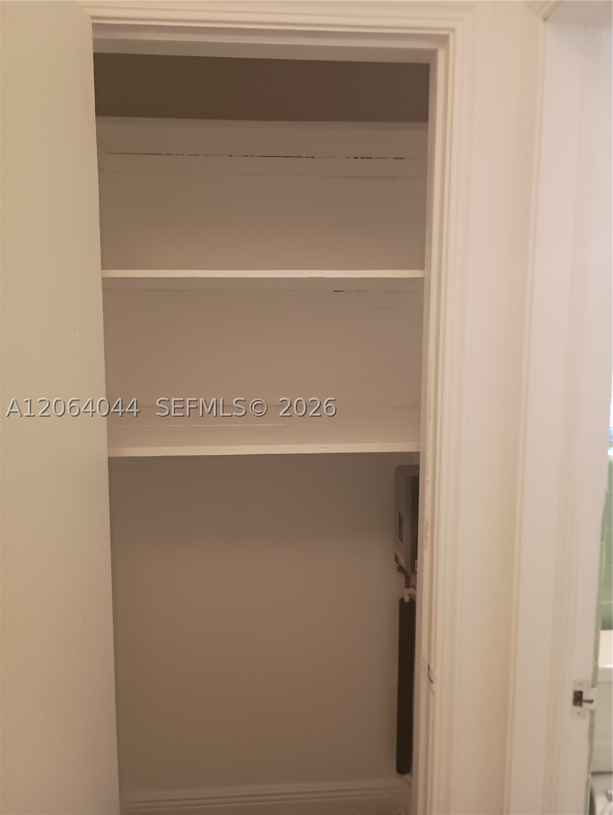 545 74 8 Property Photo 6