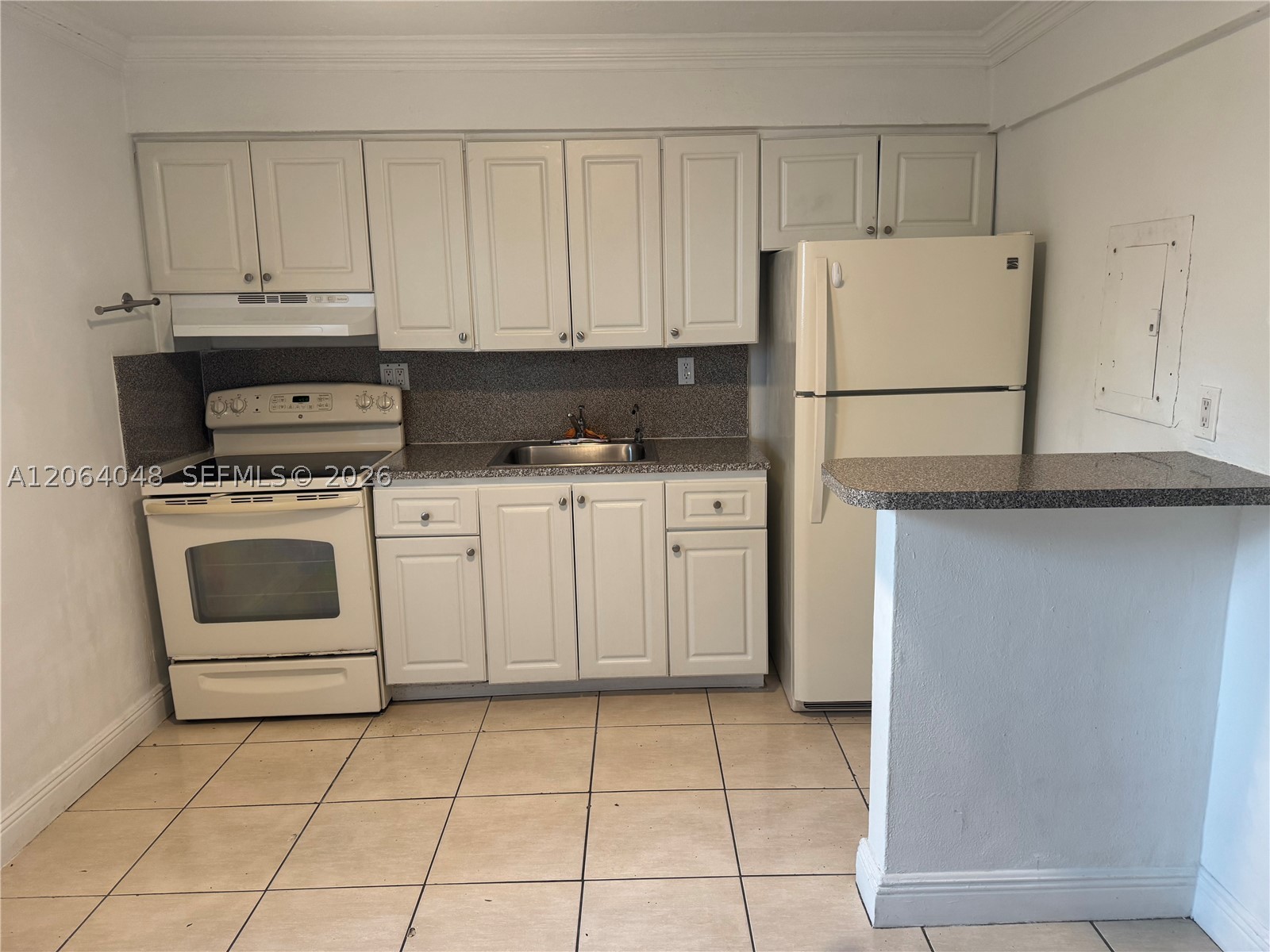 11 Sw 32nd Ave 1 Property Photo 3