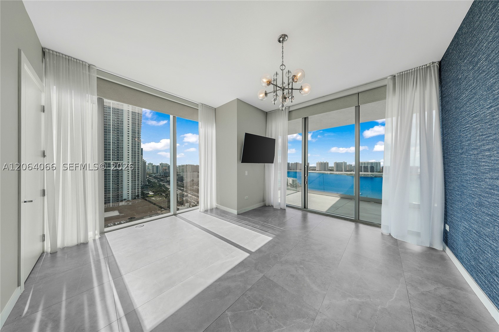 18501 Collins Ave 1804 Property Photo 15