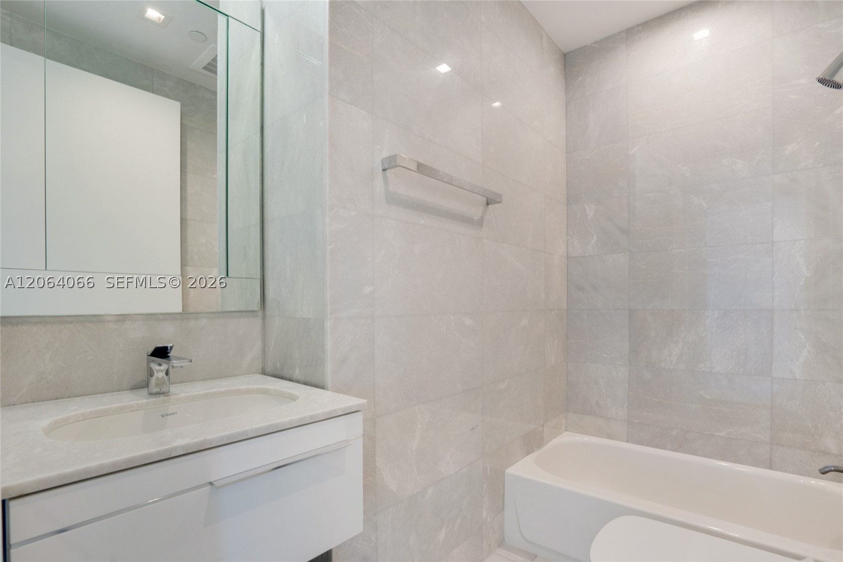 18501 Collins Ave 1804 Property Photo 16