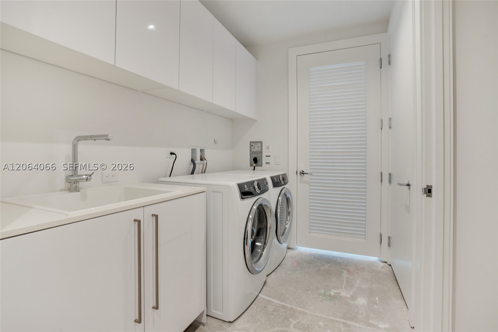 18501 Collins Ave 1804 Property Photo 21