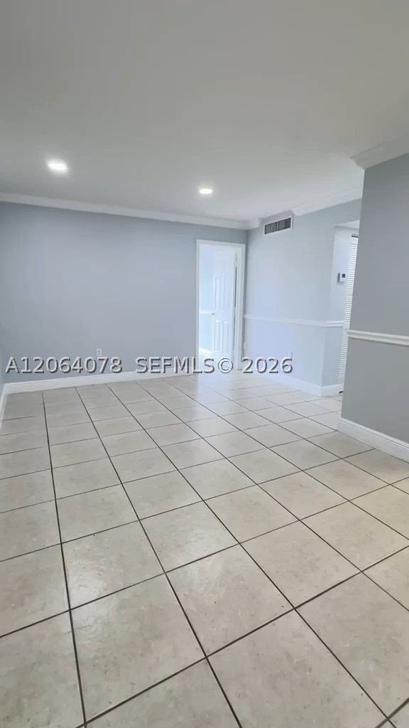 9405 Sw 76th St Y32 Property Photo 3