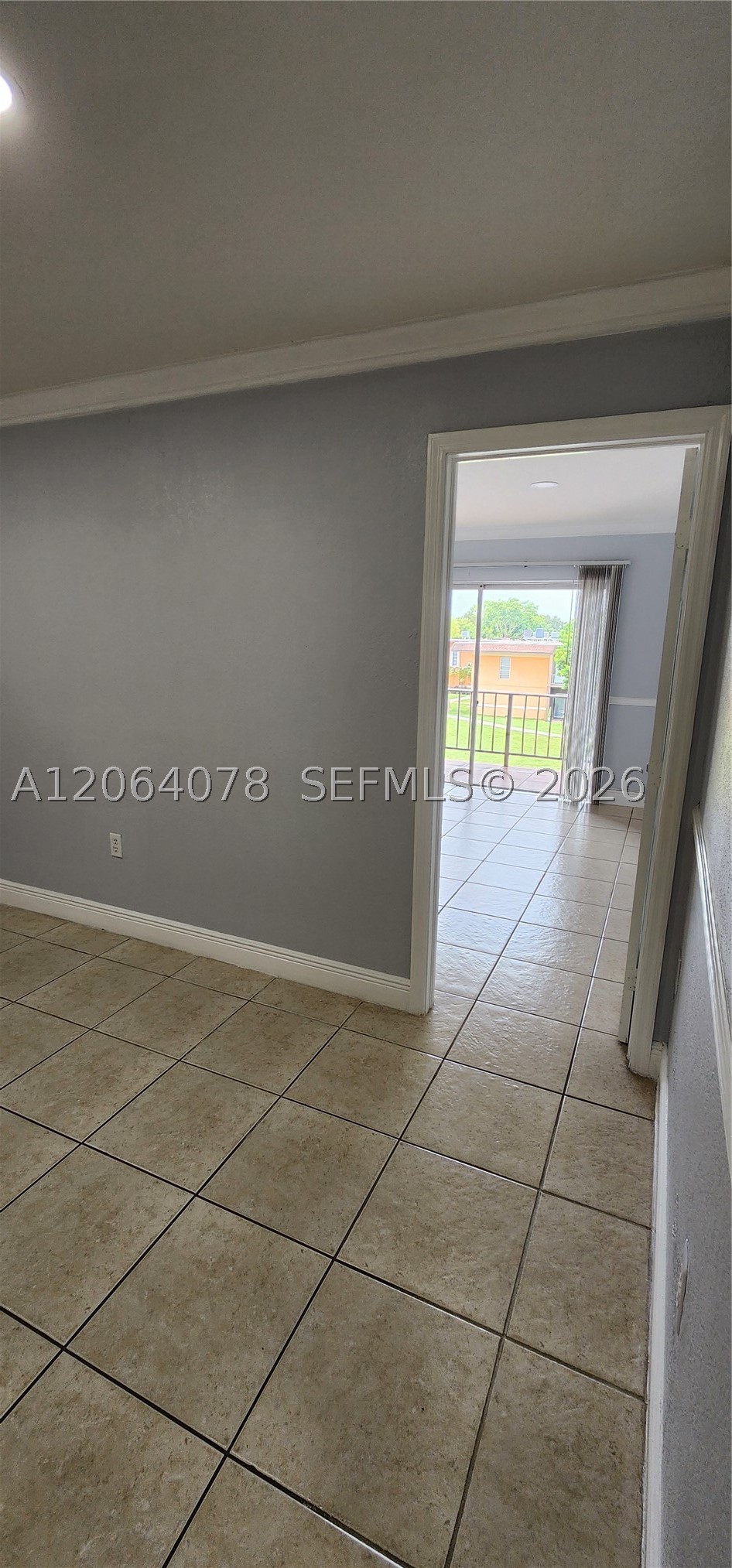 9405 Sw 76th St Y32 Property Photo 7