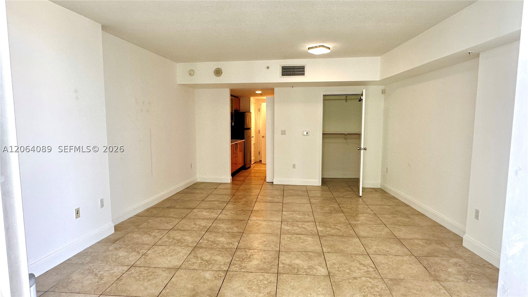 1750 N Bayshore Dr 2607 Property Photo 7