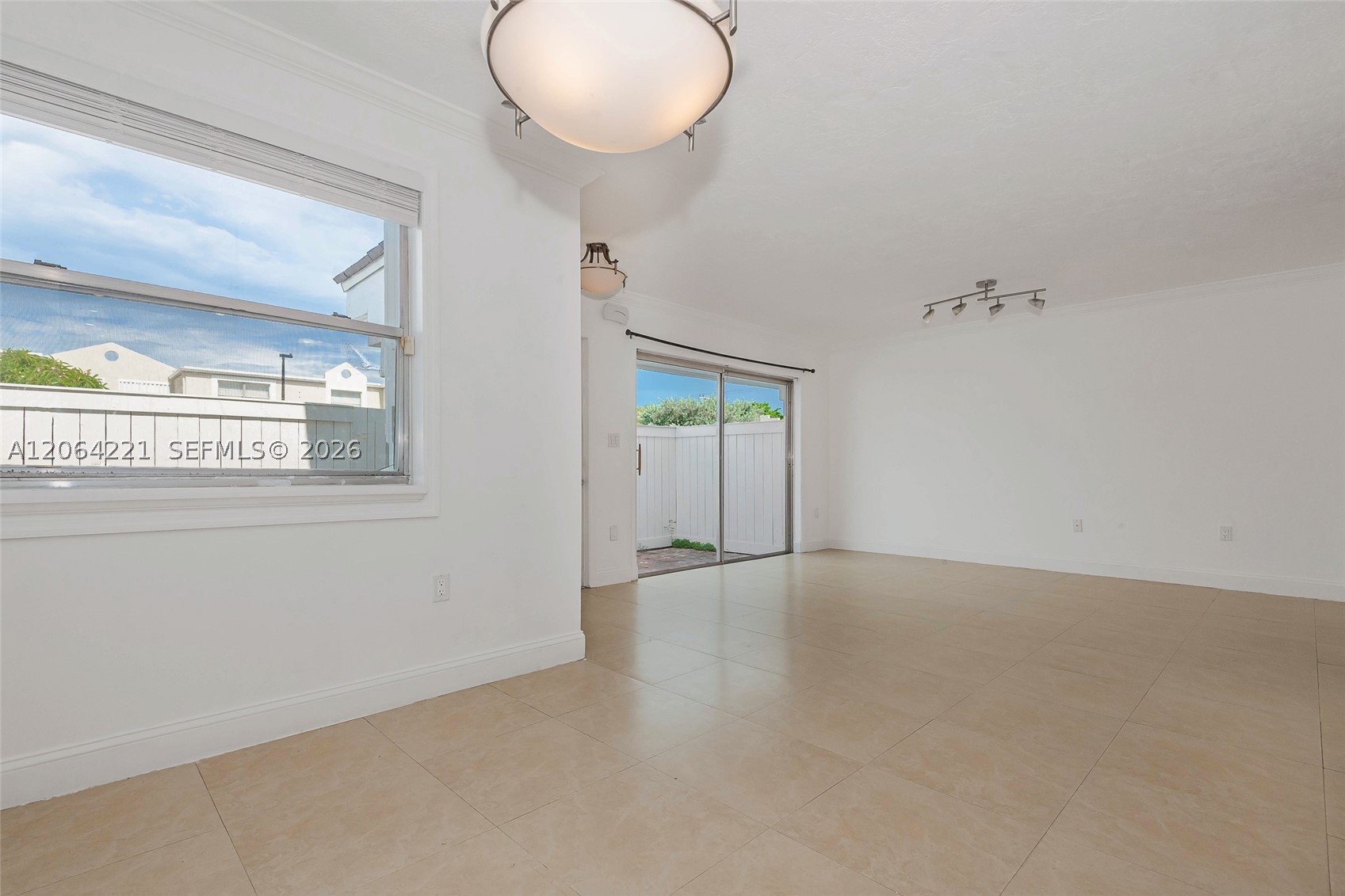 4520 Sw 68th Ct Cir 25-5 Property Photo 9