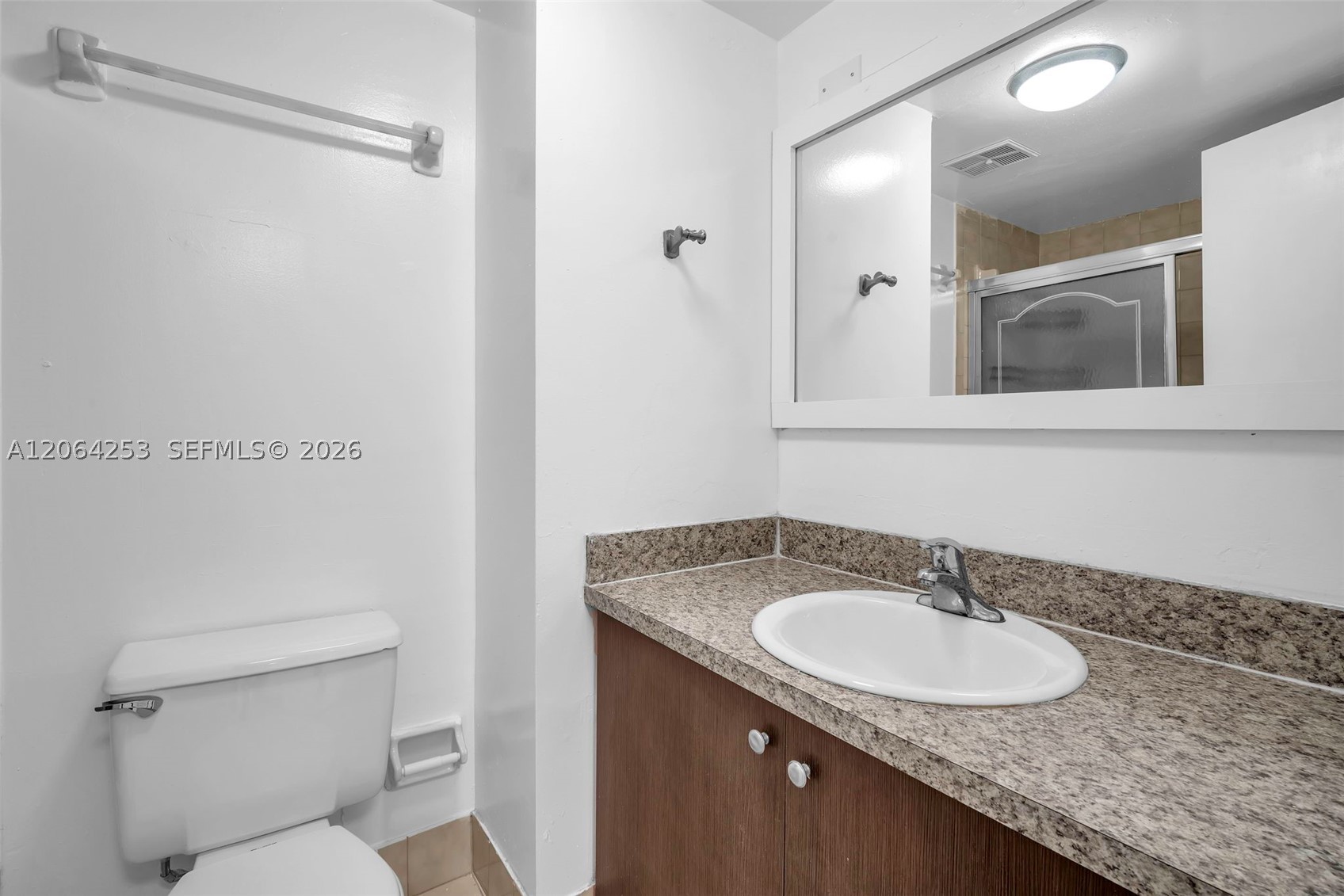 5249 Nw 7th St 416 Property Photo 5