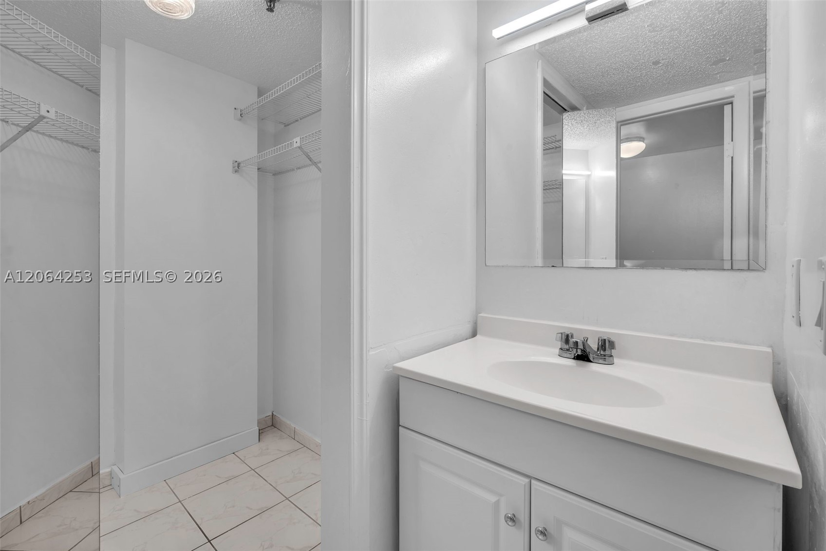 5249 Nw 7th St 416 Property Photo 17