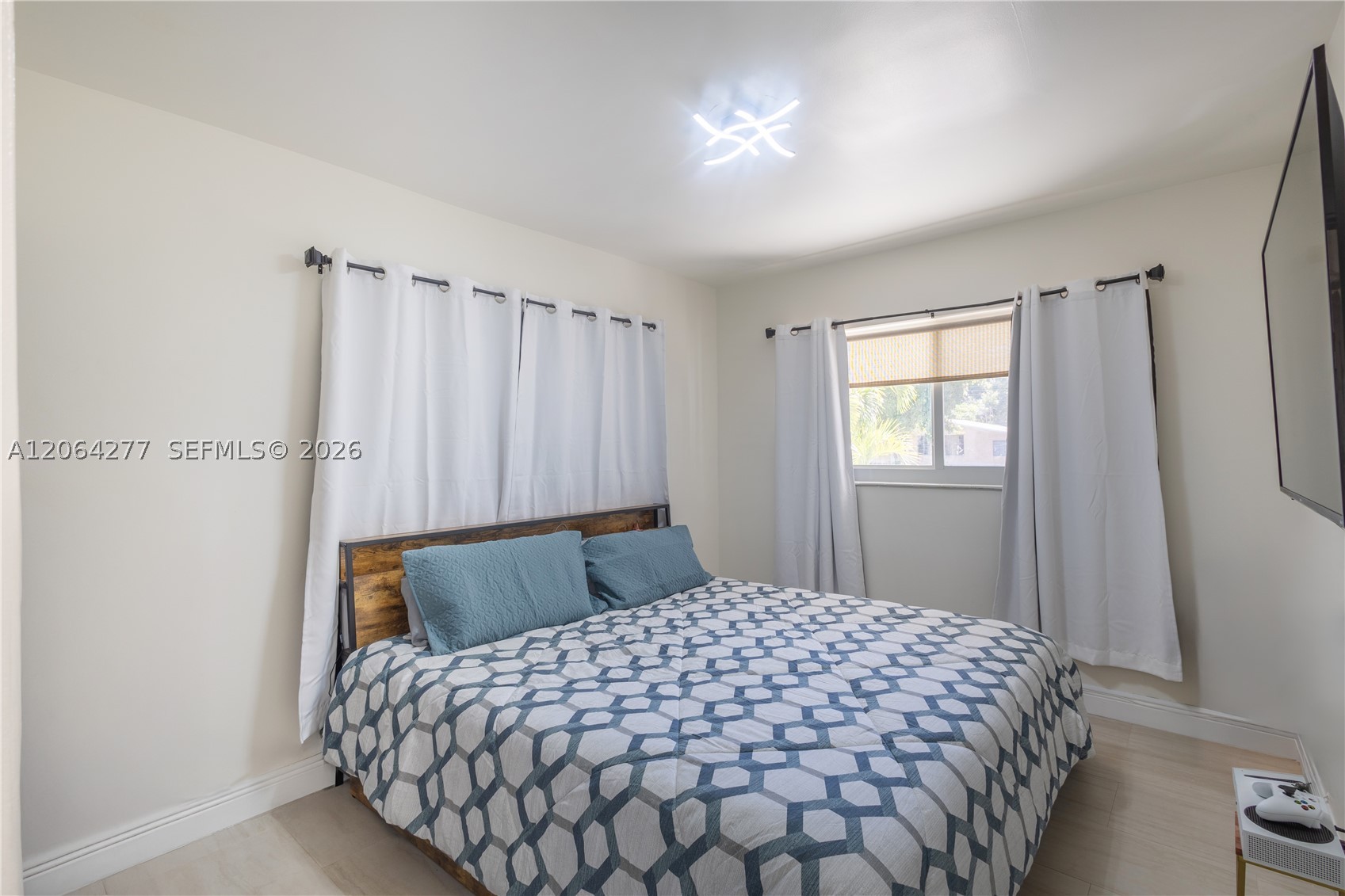 6881 Freedom St Property Photo 14