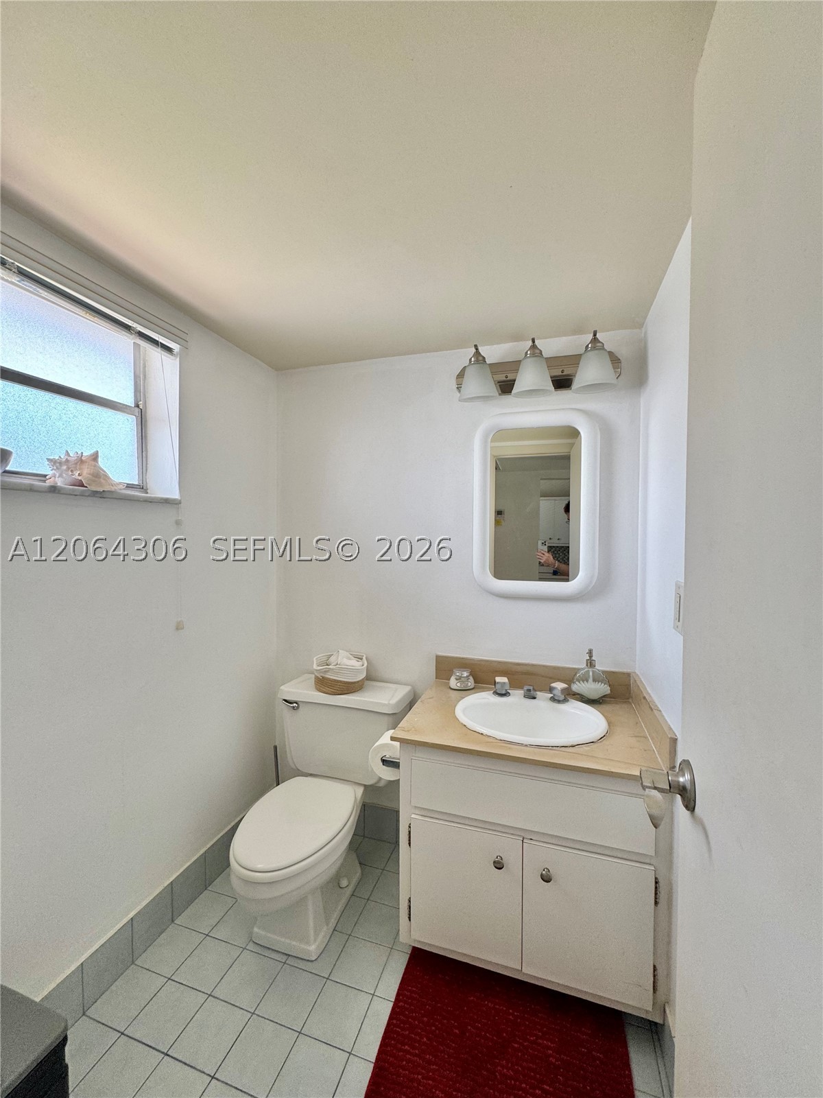 100 Edgewater Dr 305 Property Photo 12
