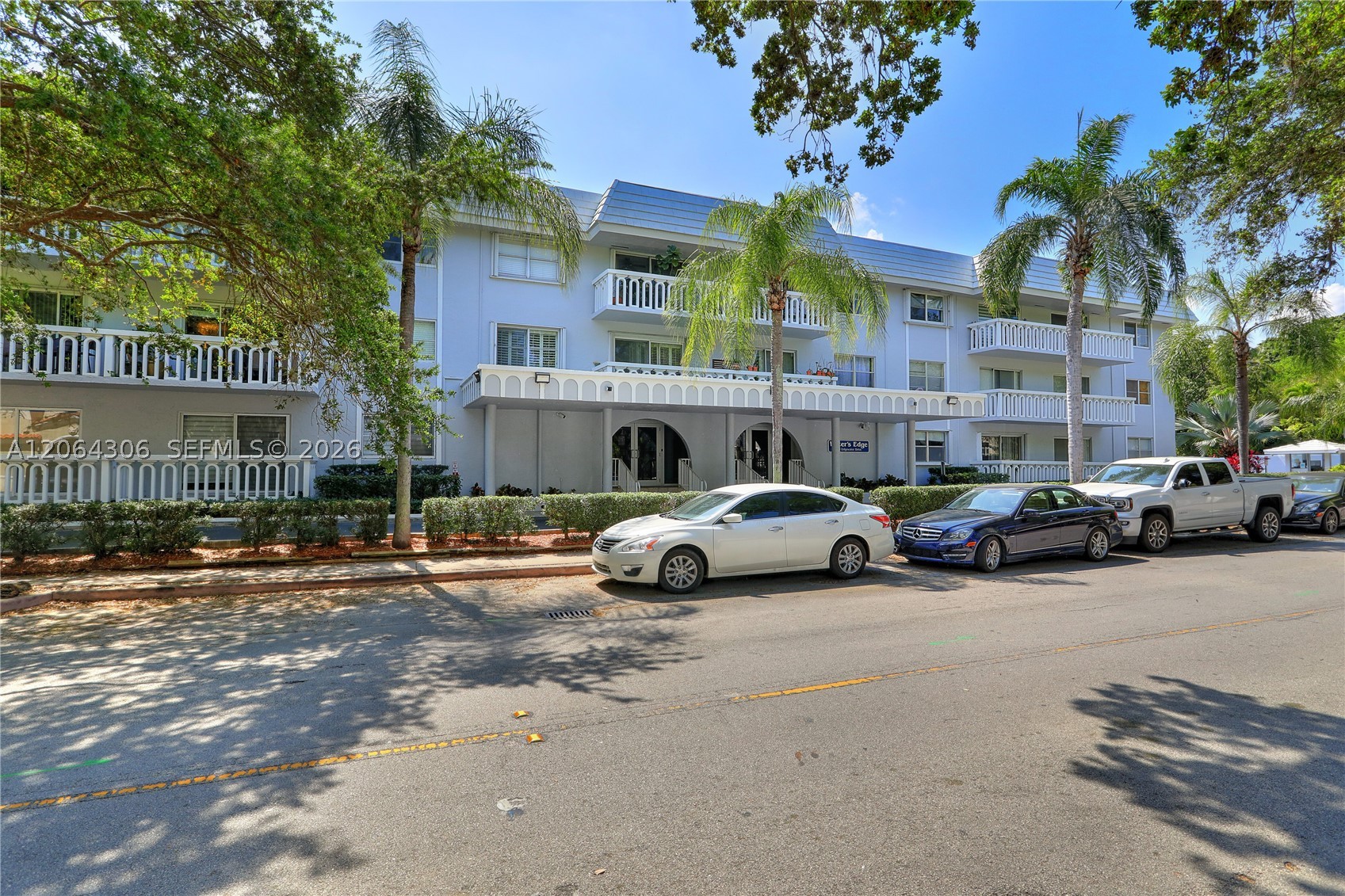 100 Edgewater Dr 305 Property Photo 24