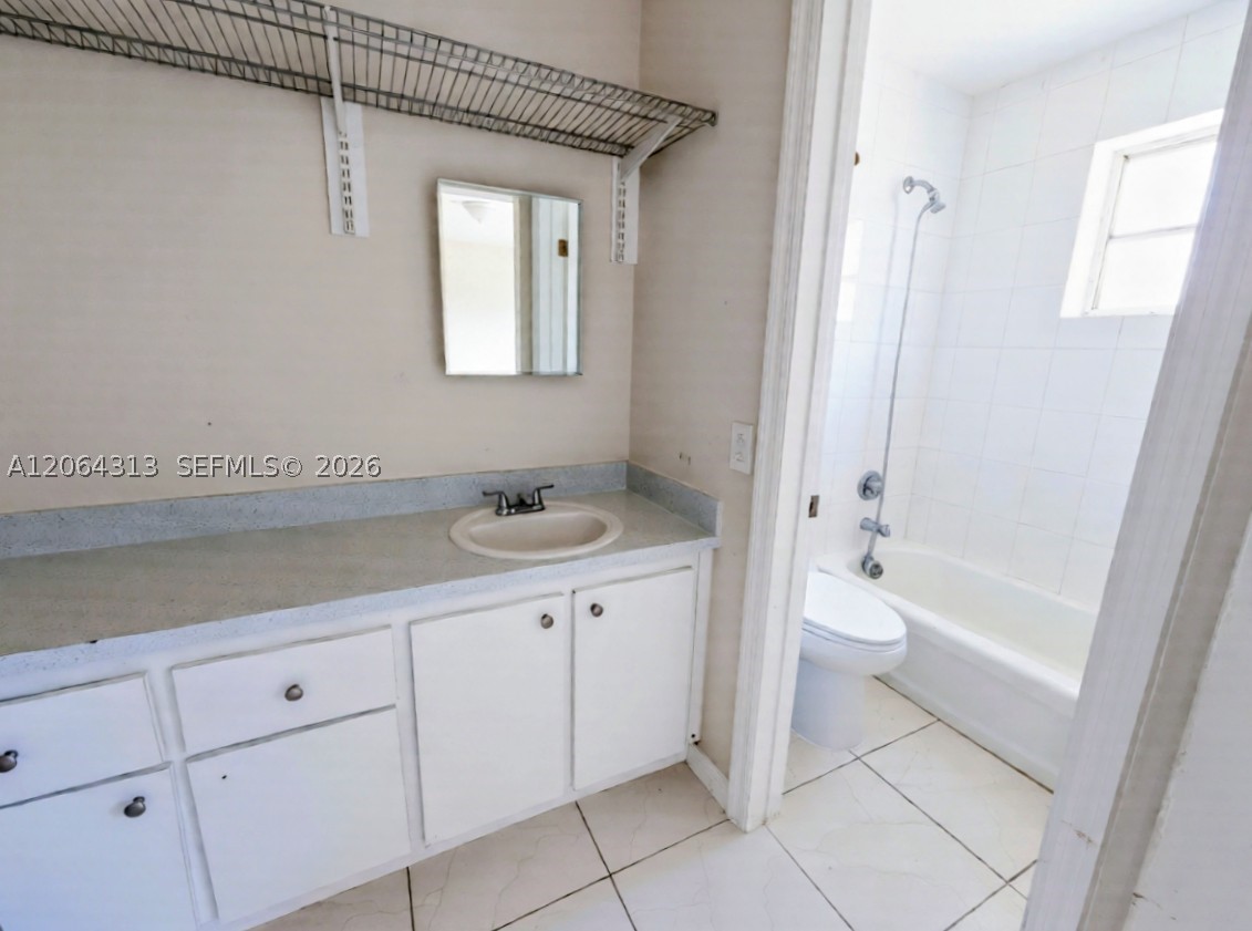 1525 Nw 19th Ter 23 Property Photo 6