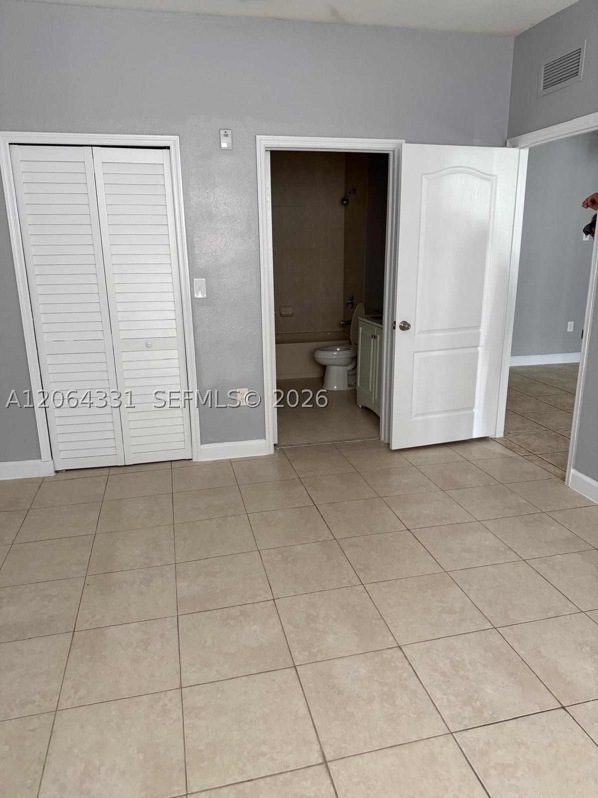 2903 Se 17th Ave 110 Property Photo 3