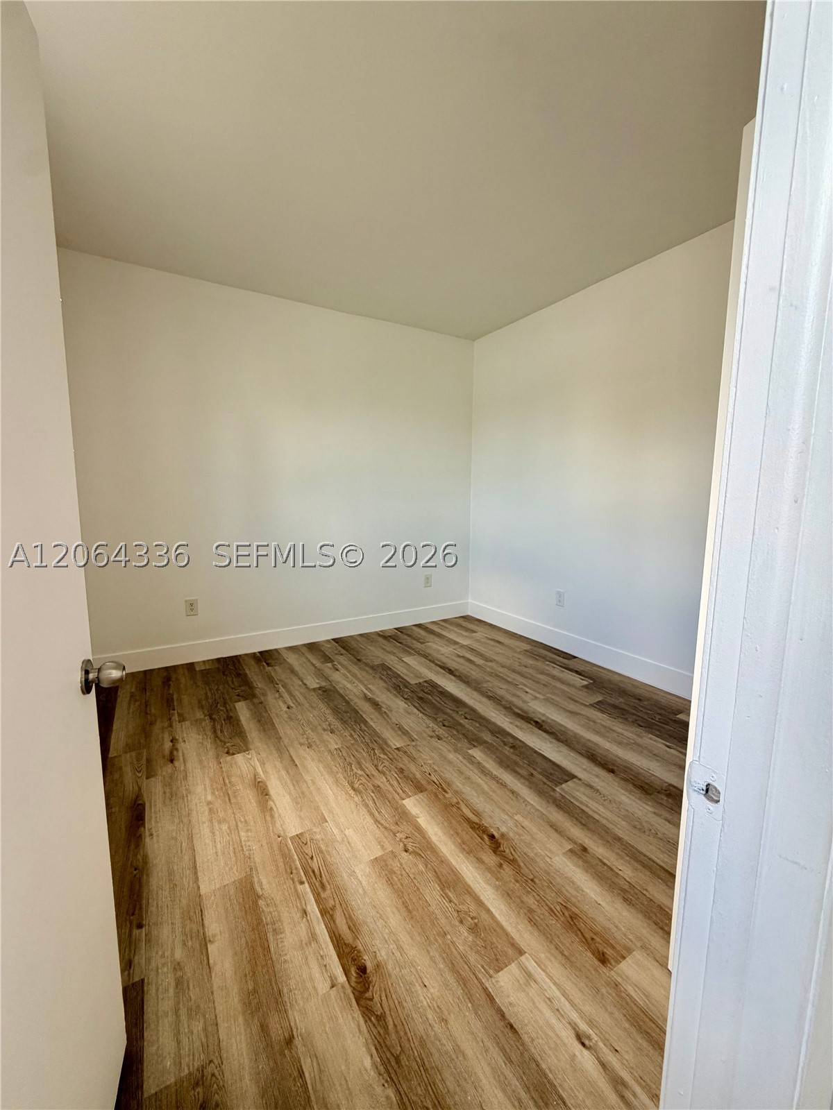 737 Jefferson Ave 204 Property Photo 6