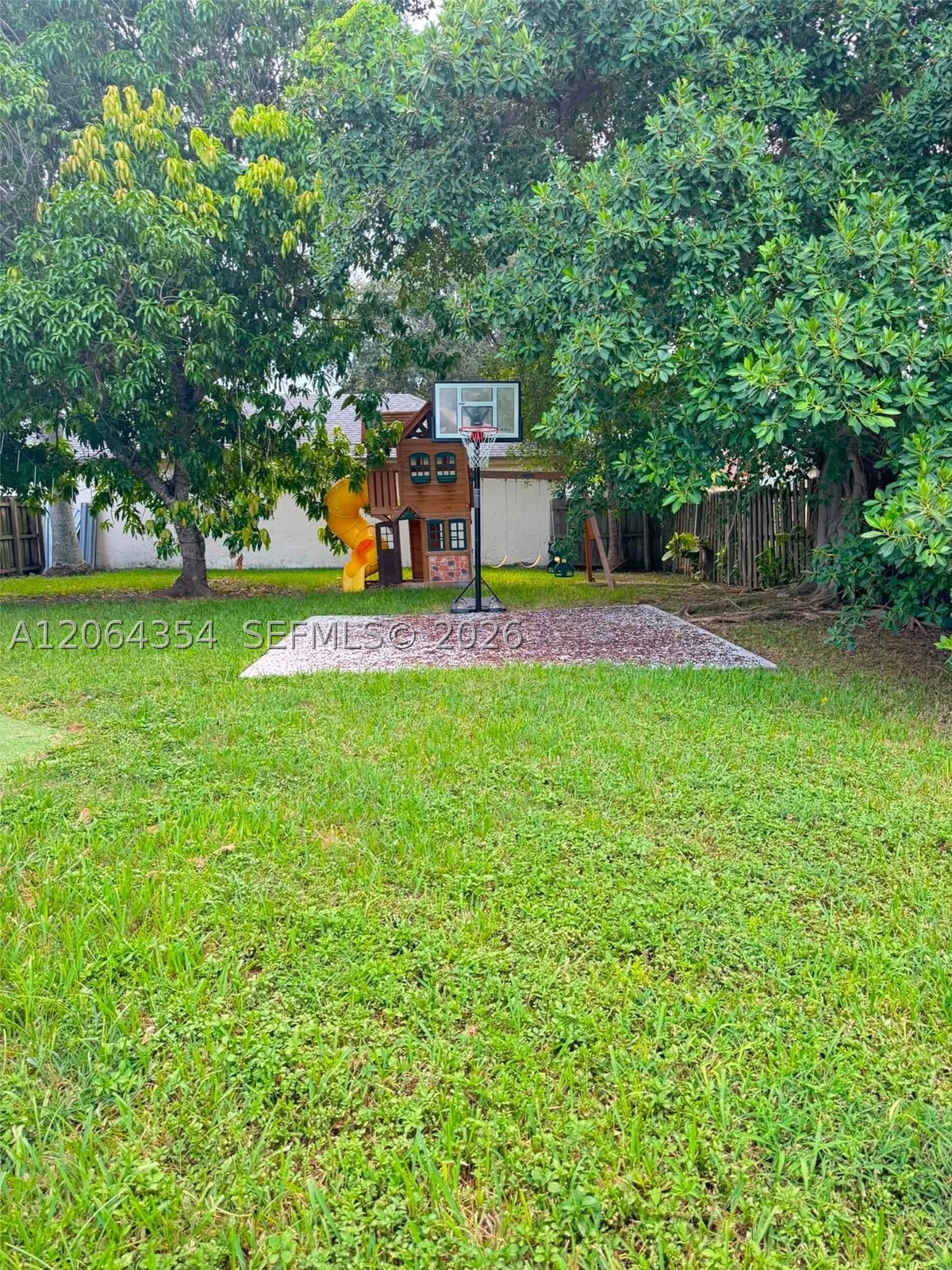 12927 Sw 251st St Property Photo 4