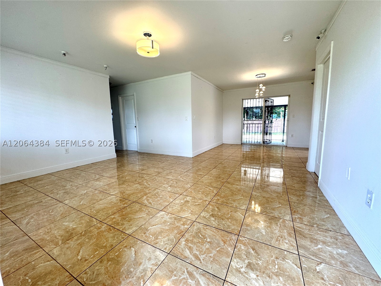 2950 Nw 210th Ter Property Photo 3