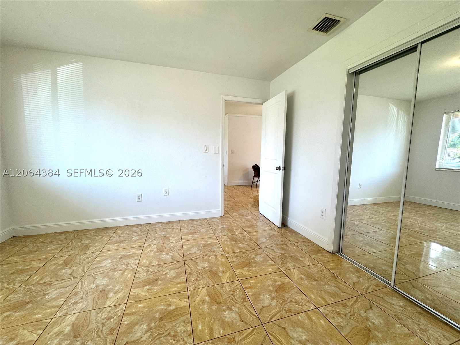 2950 Nw 210th Ter Property Photo 11