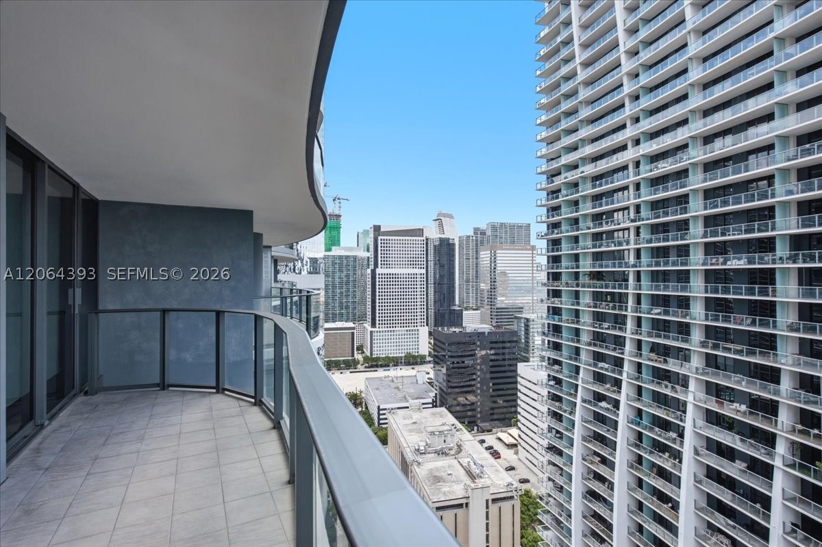 1000 Brickell Plz 3303 Property Photo 20