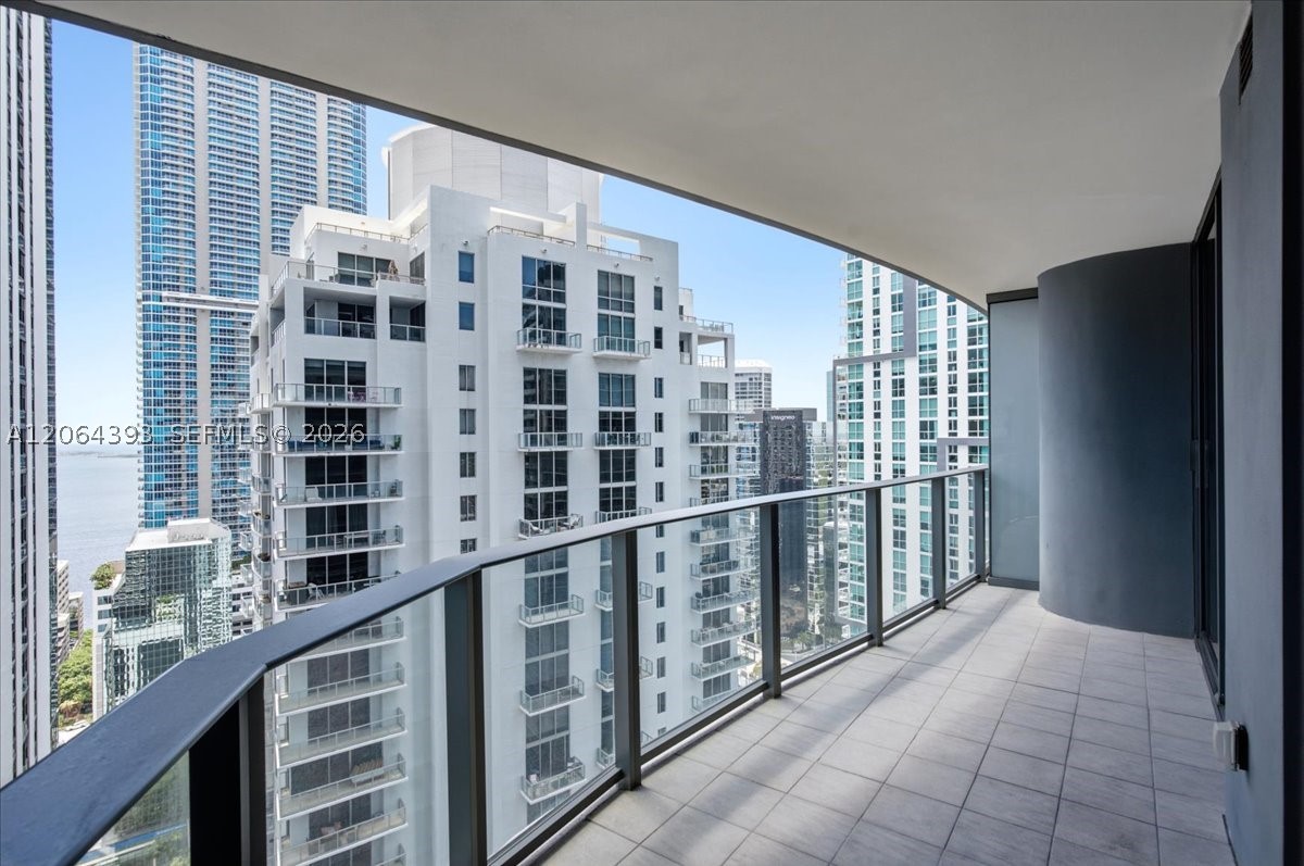 1000 Brickell Plz 3303 Property Photo 22