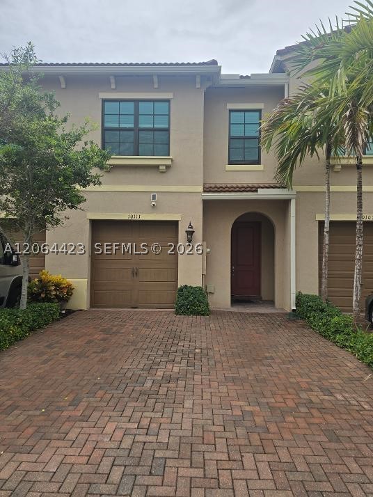 10111 Akenside Dr Property Photo 1