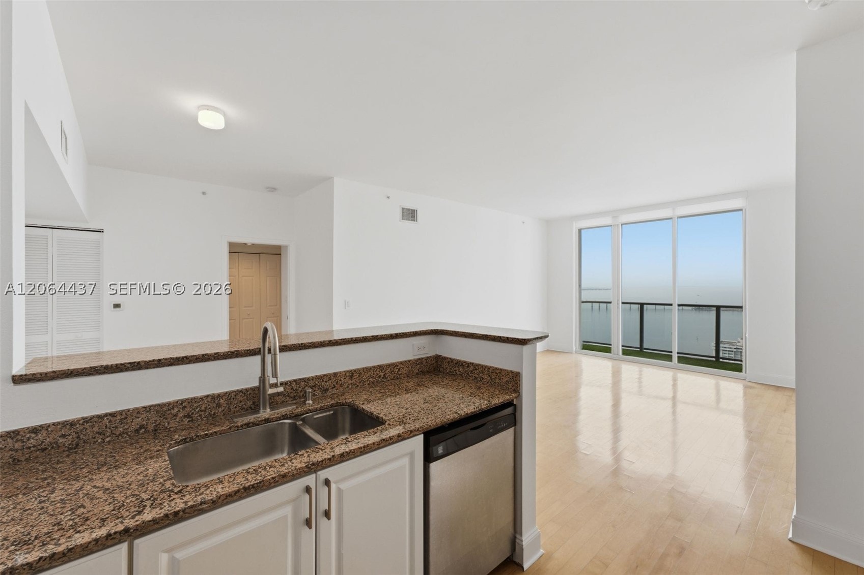 1155 Brickell Bay Dr Ph109 Property Photo 5