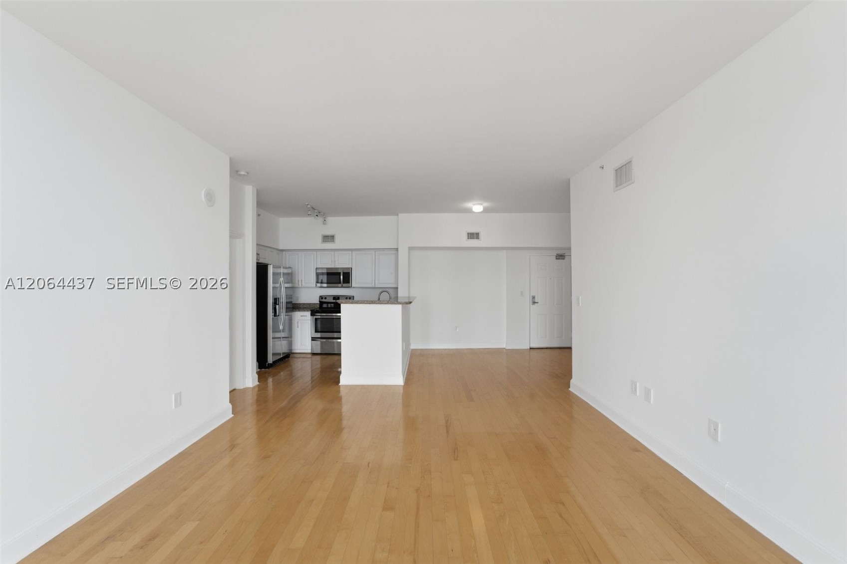 1155 Brickell Bay Dr Ph109 Property Photo 6