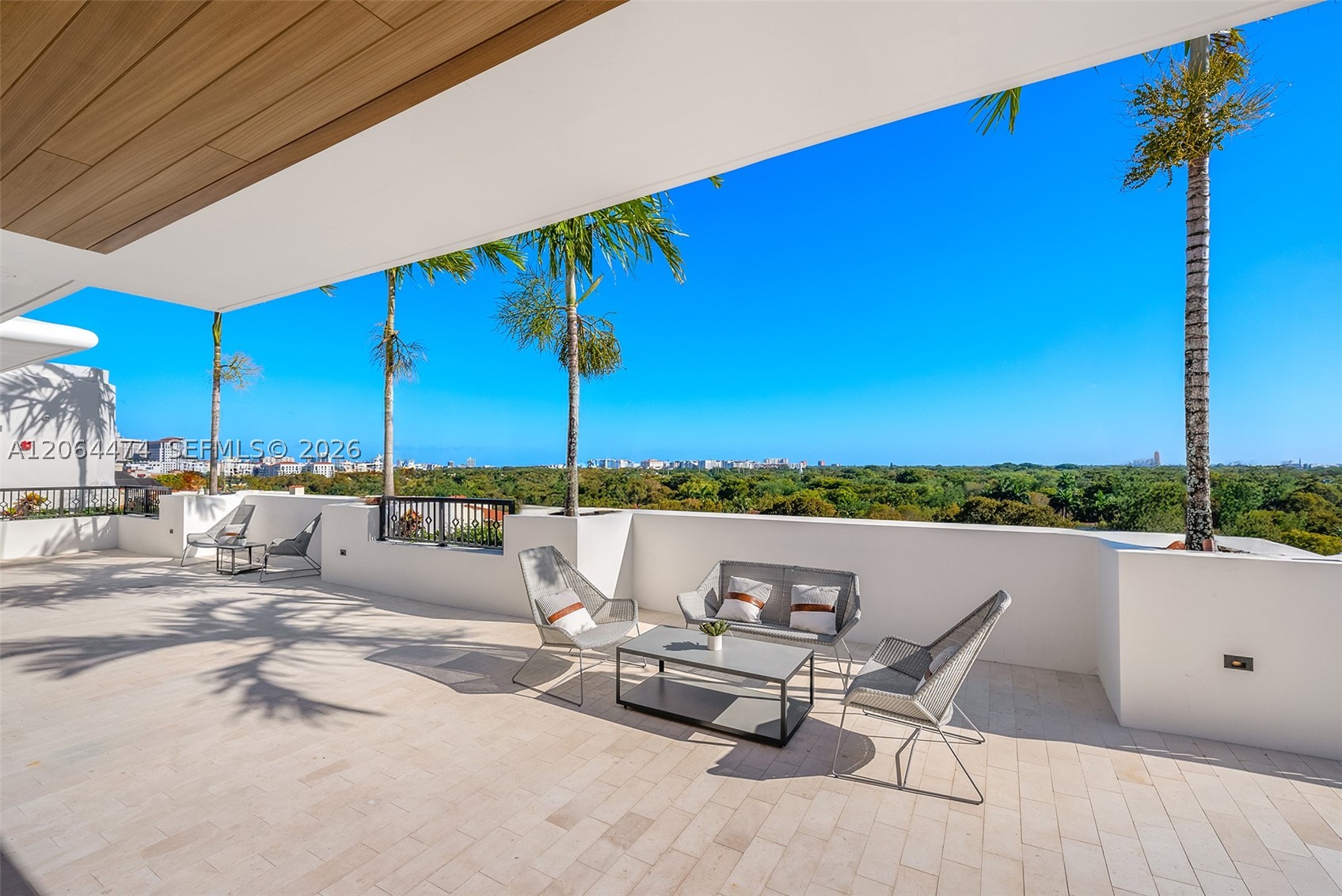 701 Valencia Ave 401 Property Photo 35