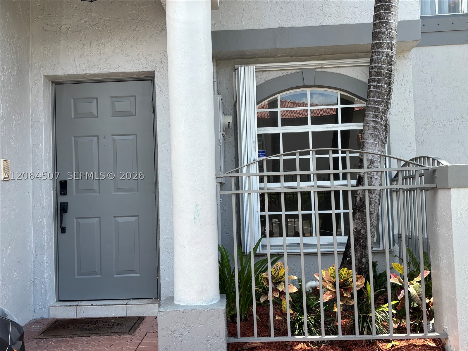 11440 Nw 50th Ter Property Photo 3