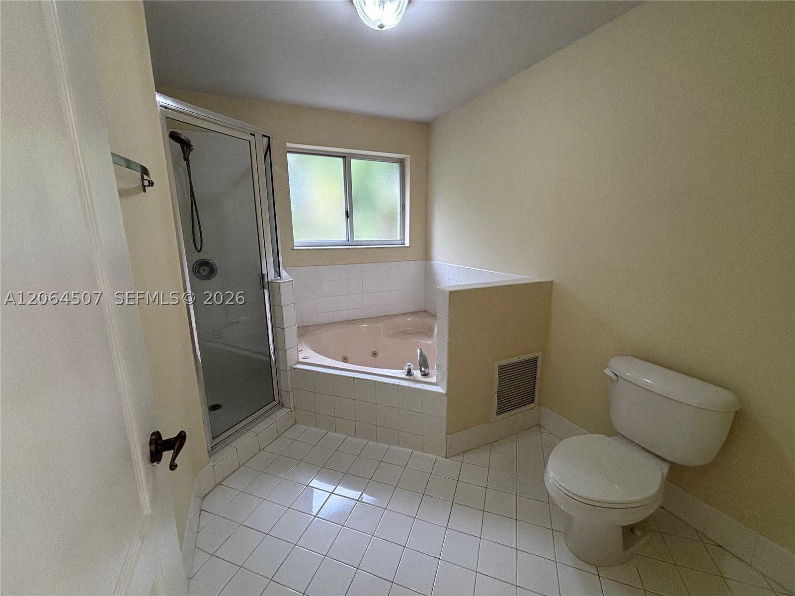 11440 Nw 50th Ter Property Photo 47