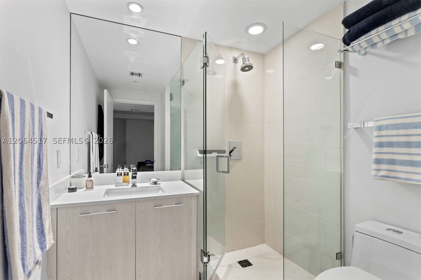 55 Sw 9th St 1105 Property Photo 4