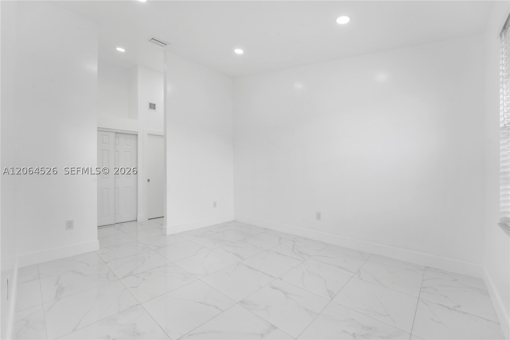 6742 Nw 188th Ter 6742 Property Photo 12