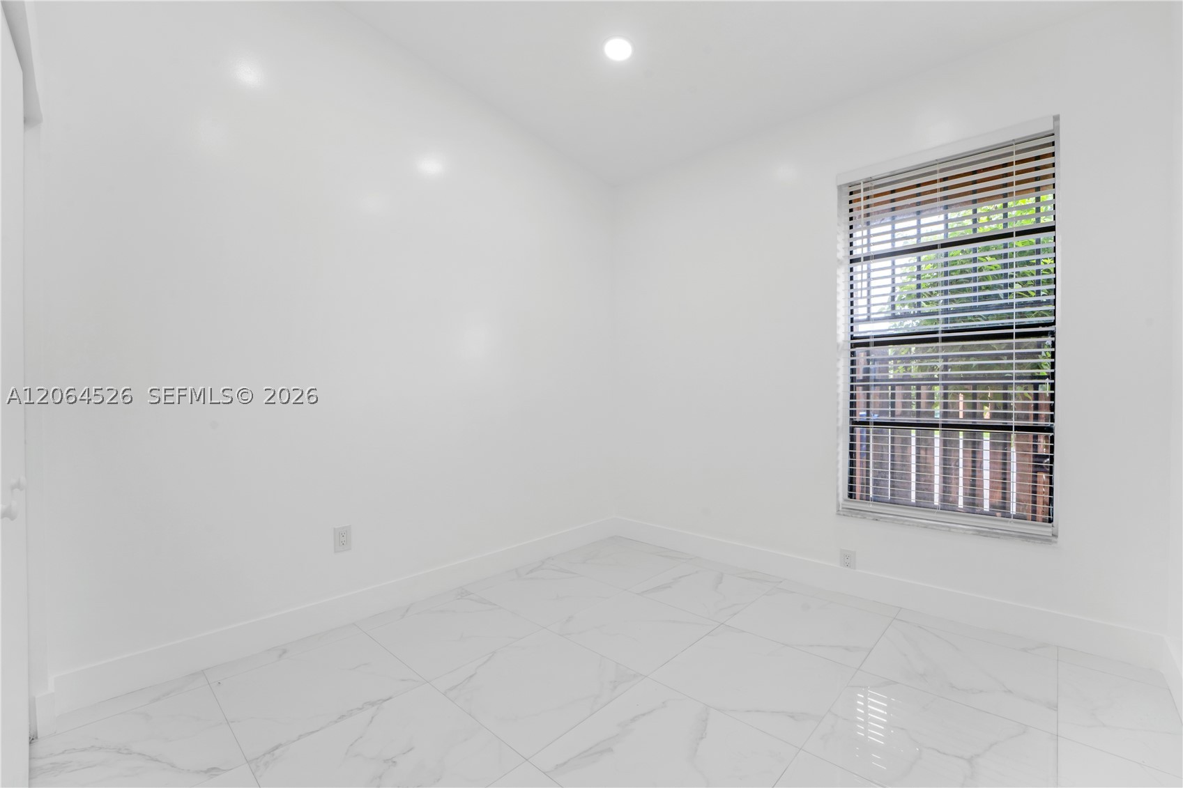 6742 Nw 188th Ter 6742 Property Photo 16