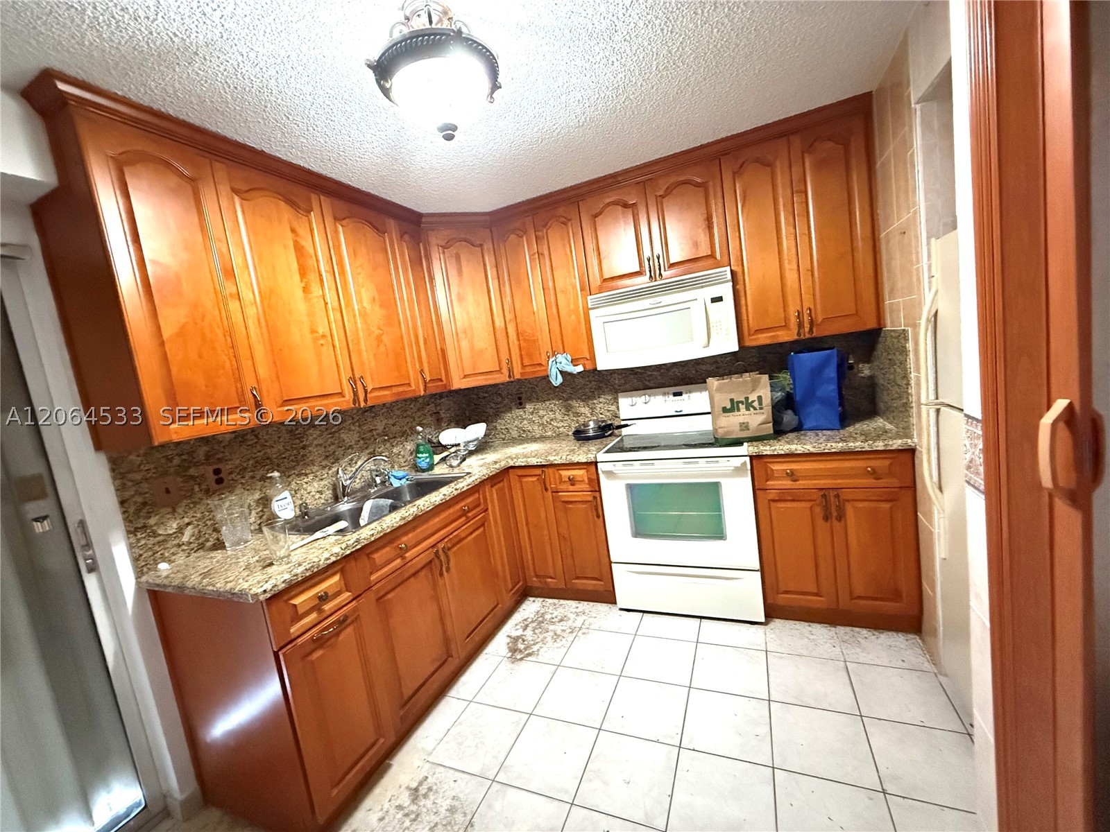 199 SW 12th Ave 301C Property Photo 1