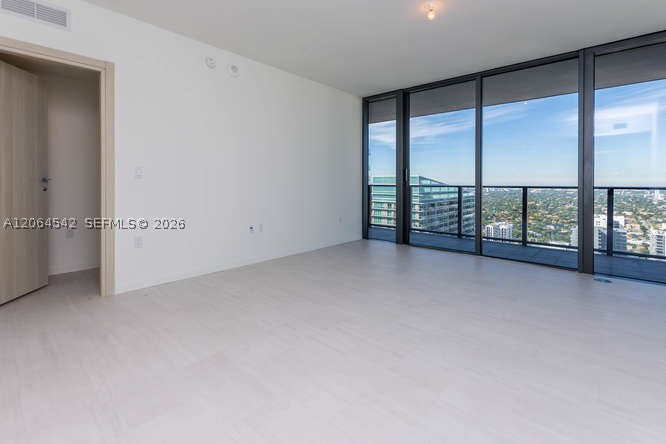 1000 Brickell Plz 4104 Property Photo 10