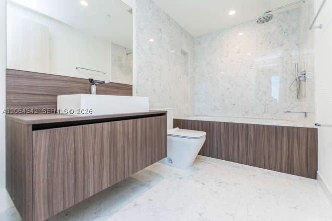 1000 Brickell Plz 4104 Property Photo 12