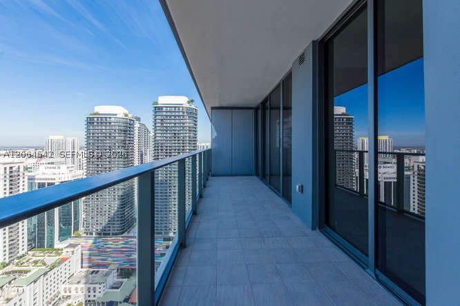 1000 Brickell Plz 4104 Property Photo 37