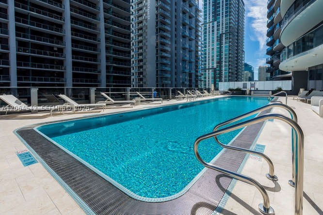 1000 Brickell Plz 4104 Property Photo 44