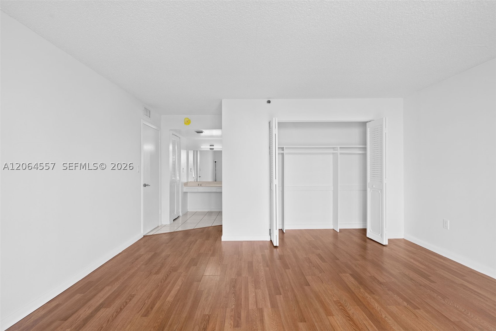 17500 N Bay Rd S508 Property Photo 13